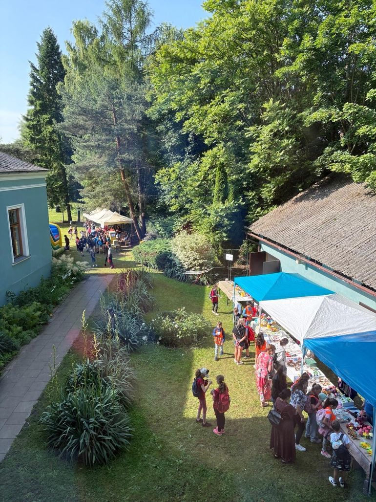 29. ročník Regionální přehlídka prací - kamarádi SKŘÍTCI  16.-18. června 2025 