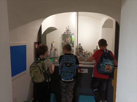 Výlet 6.H a 3.H Poděbrady Legomuzeum