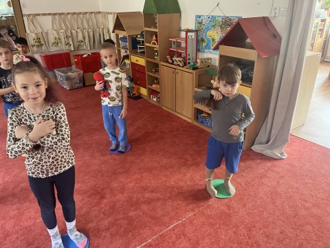 Jóga v MŠ 19.11.2025