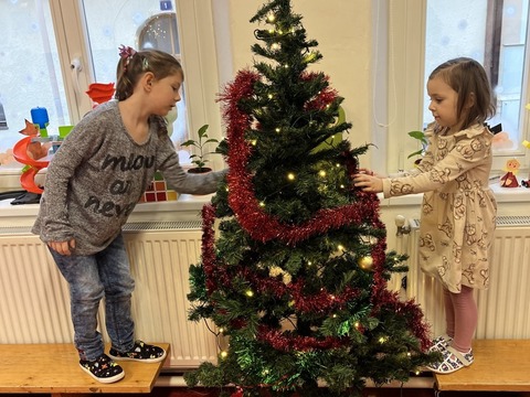 Vánoční zdobení 02.12.2025