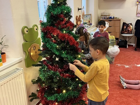 Vánoční zdobení 02.12.2025