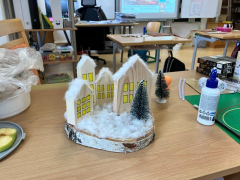 Výroba vánoční výzdoby 6.C